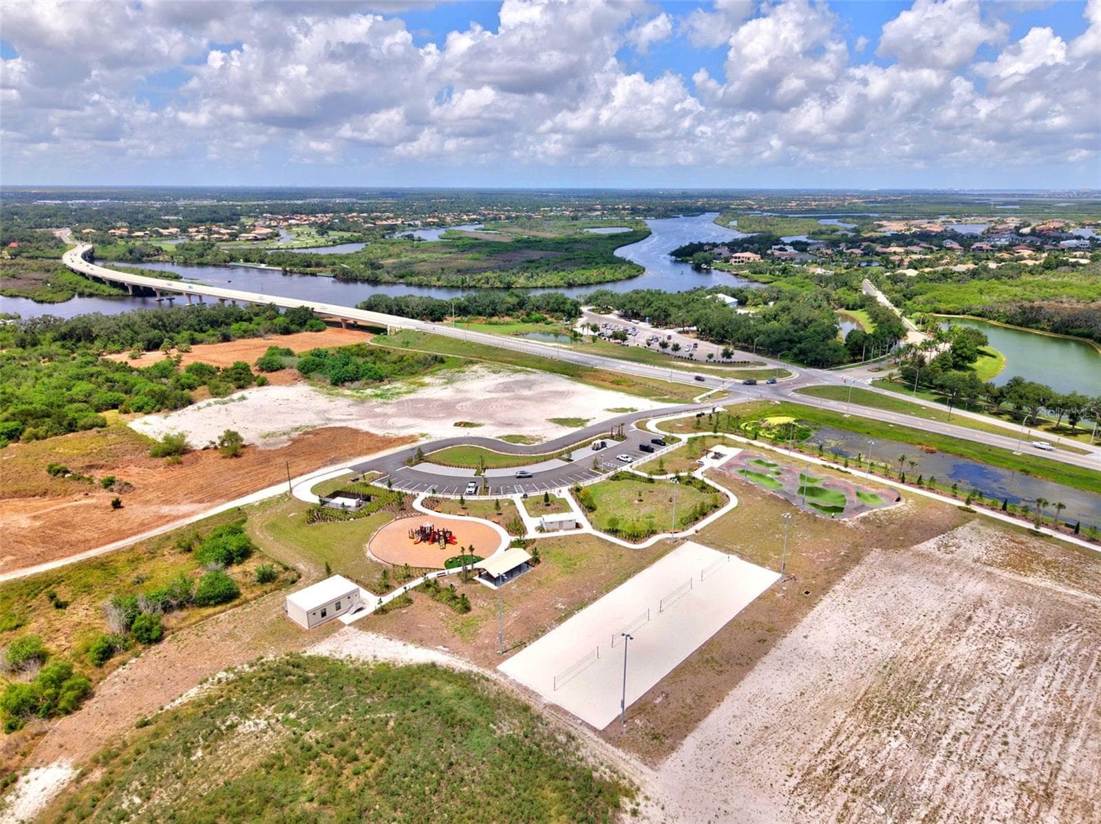 Single Family Residence at 704 PINTAIL CV, BRADENTON, photo 84 of 86