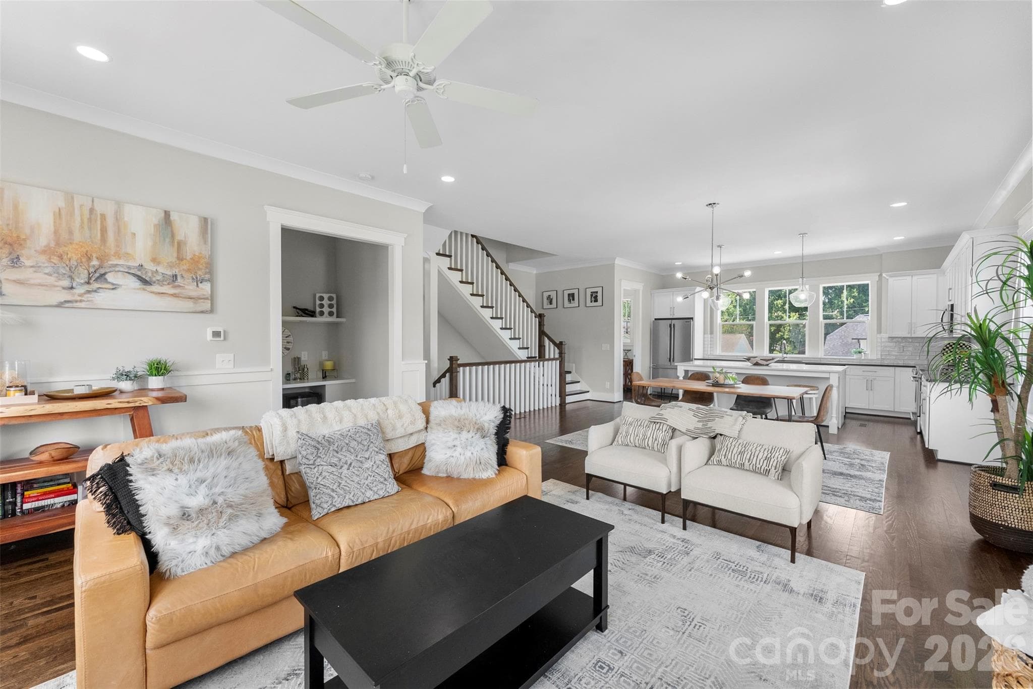 Open floor plan with lots of natural light - 543 Greystone Road, Charlotte
