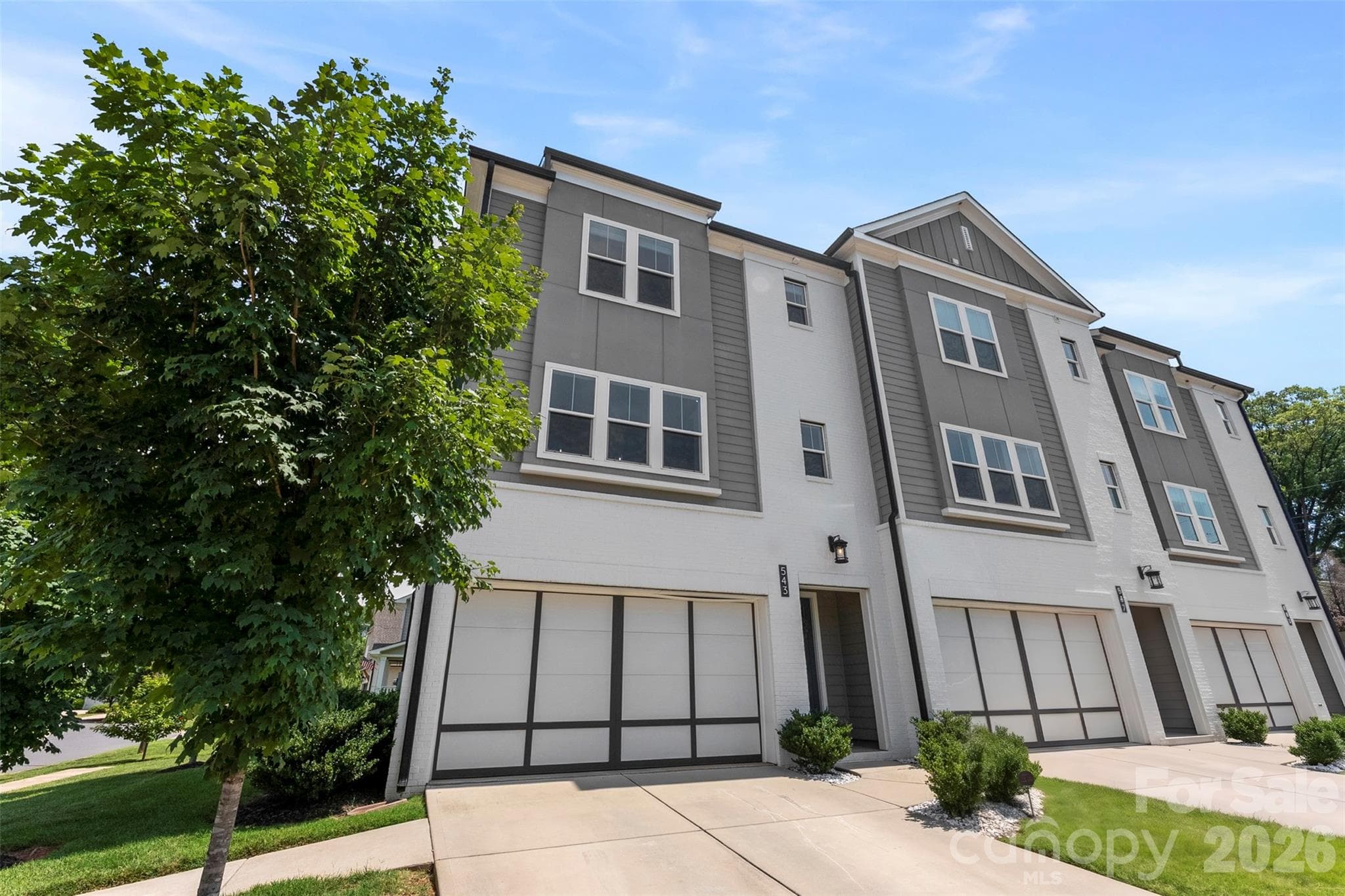 2 car garage - 543 Greystone Road, Charlotte