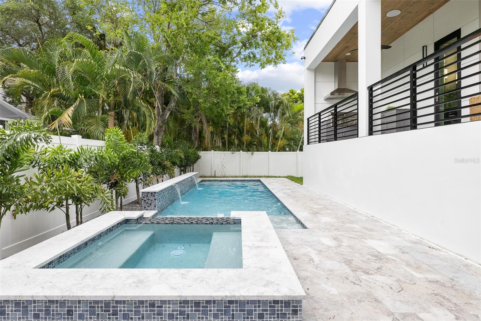 Single Family Residence at 4709 W ESTRELLA ST, TAMPA, photo 88 of 92