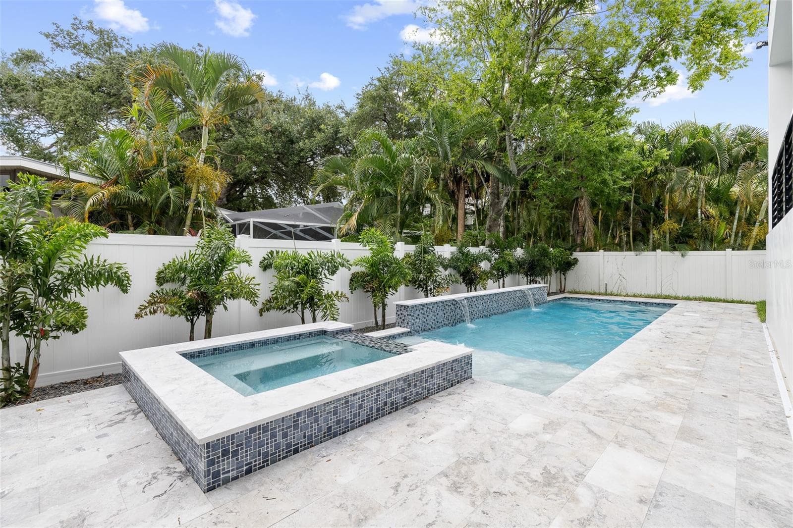Single Family Residence at 4709 W ESTRELLA ST, TAMPA, photo 33 of 92