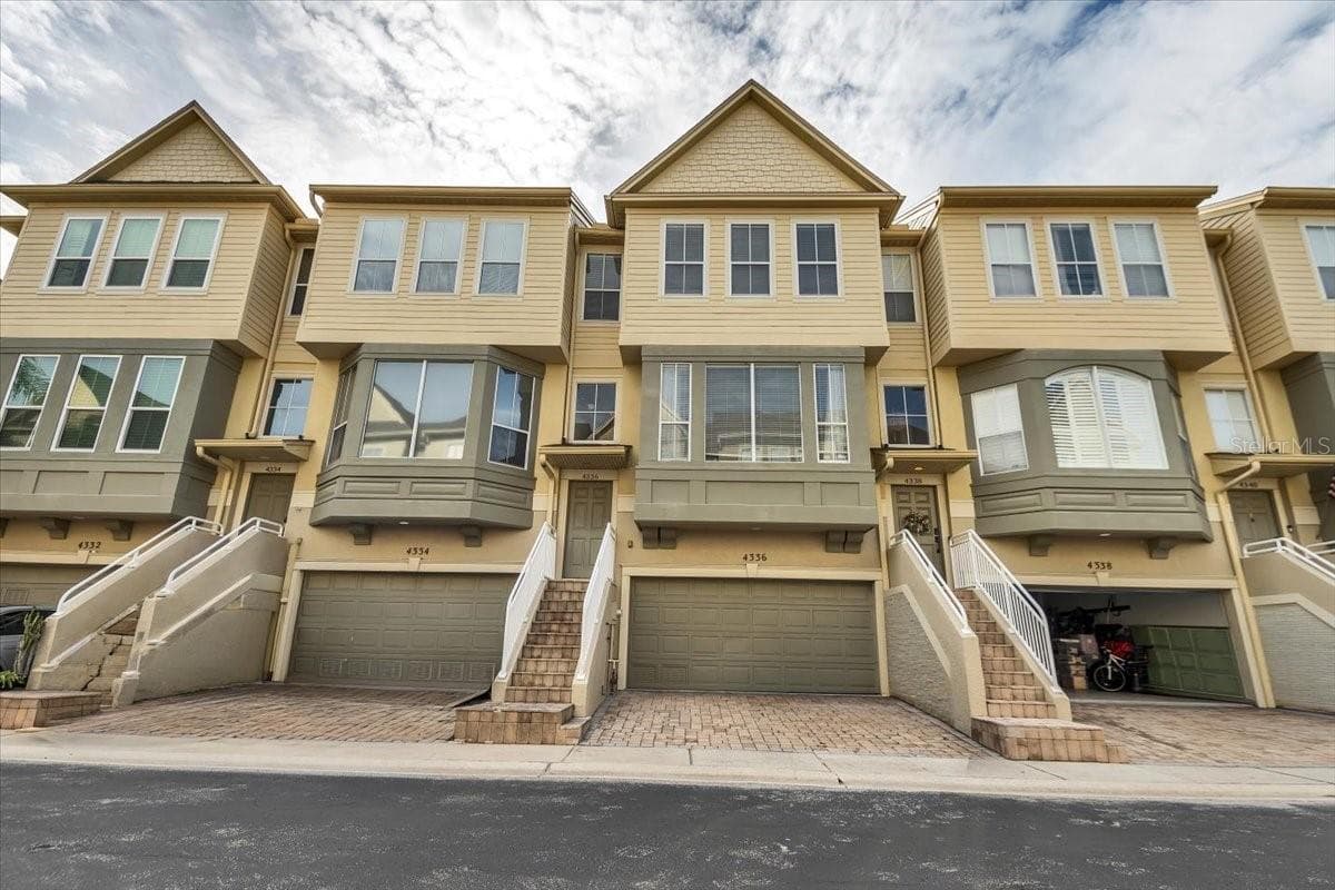 4336 SPINNAKER COVE LN