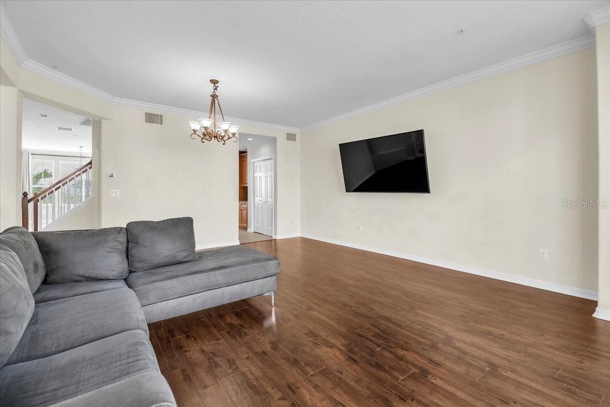 Living - 4336 SPINNAKER COVE LN, TAMPA