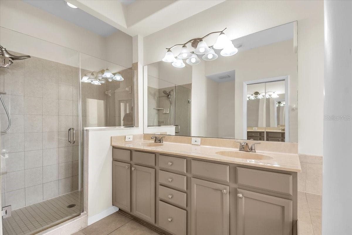 Primary Bathroom - 4336 SPINNAKER COVE LN, TAMPA