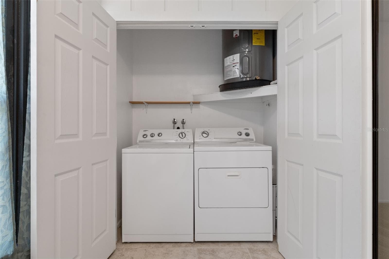 Convenient, washer and dryer. Stay with home. The home - 2102 FORESTER WAY, SPRING HILL