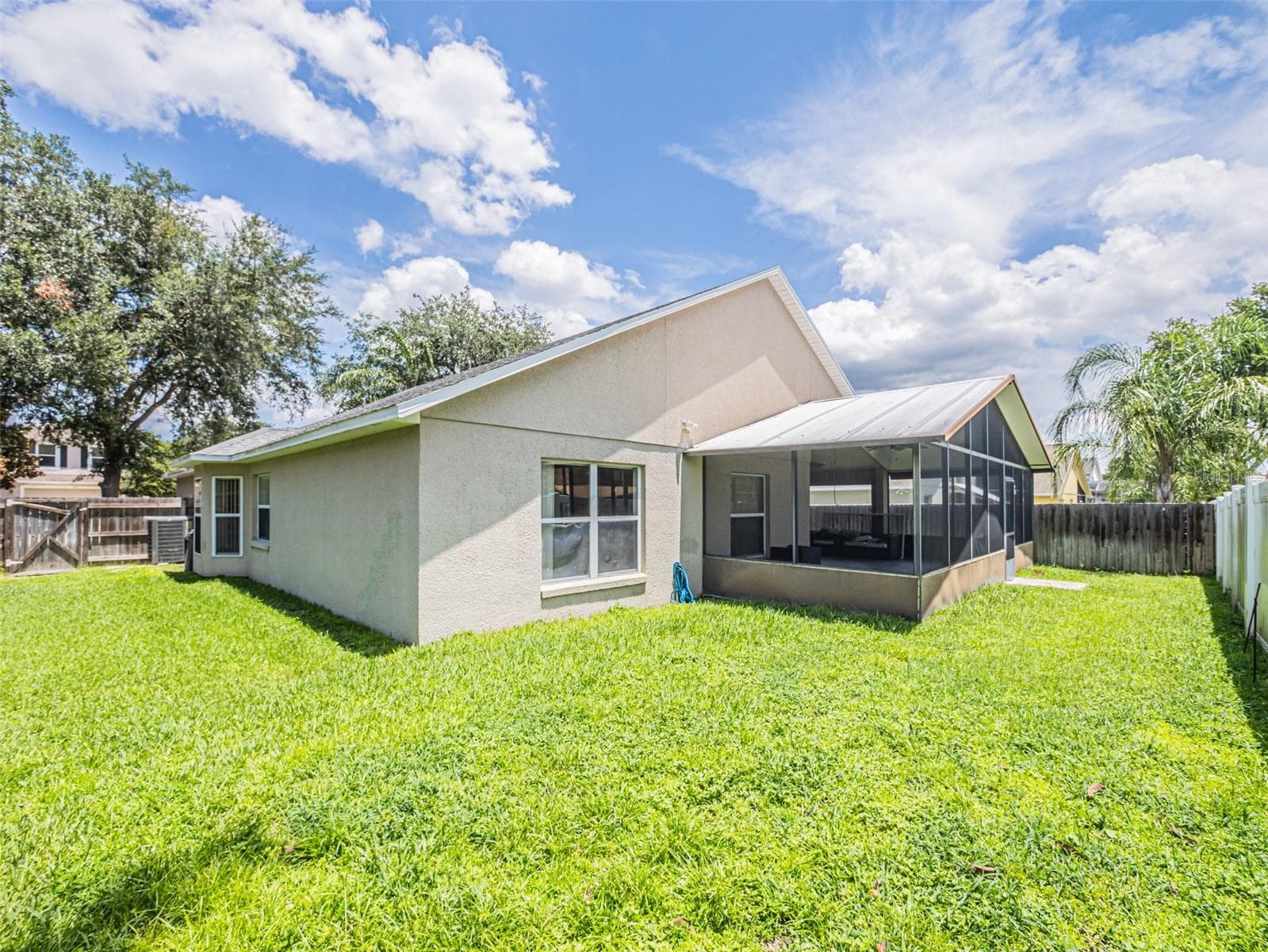 Single Family Residence at 2843 STRAND CIR, OVIEDO, photo 6 of 47