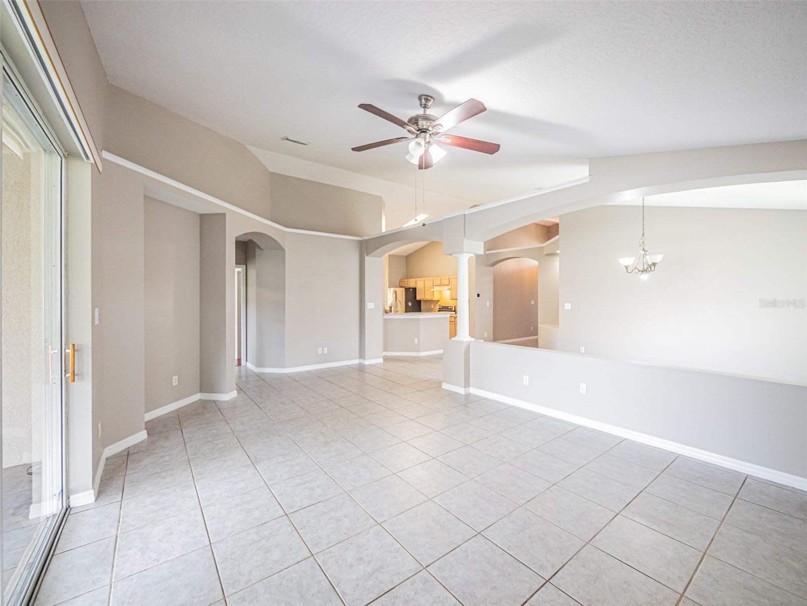 Single Family Residence at 2843 STRAND CIR, OVIEDO, photo 17 of 47
