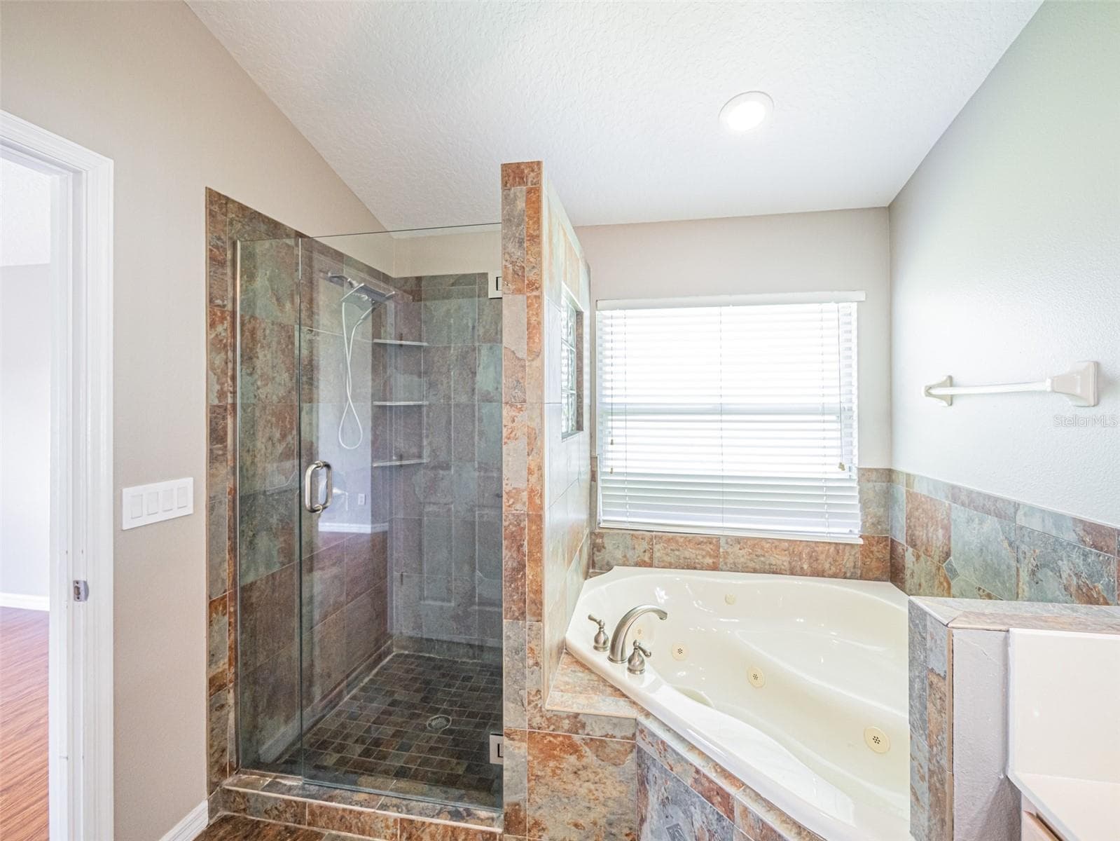 Single Family Residence at 2843 STRAND CIR, OVIEDO, photo 26 of 47