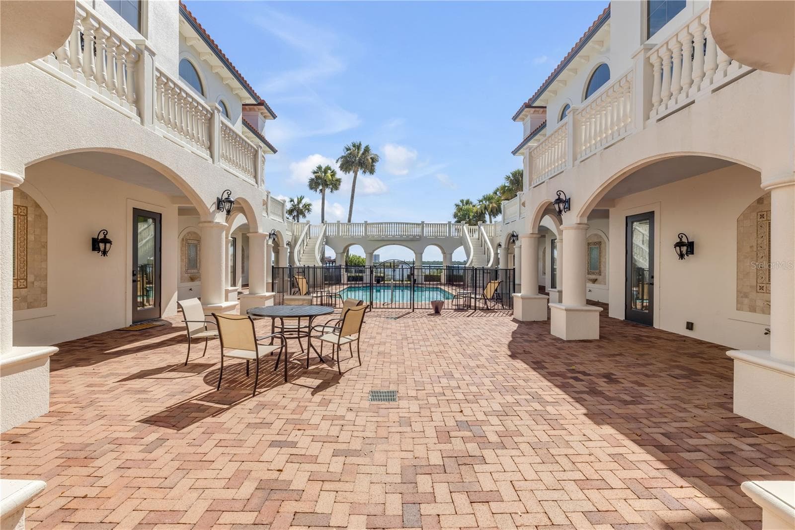 Courtyard looking toward the east. - 5090 RIVERSIDE DR #105, PORT ORANGE