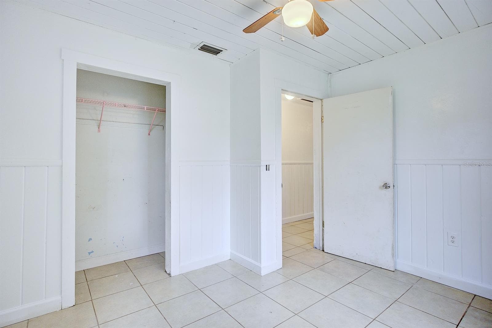 Single Family Residence at 131 WIGGINS AVE, AVON PARK, photo 20 of 30