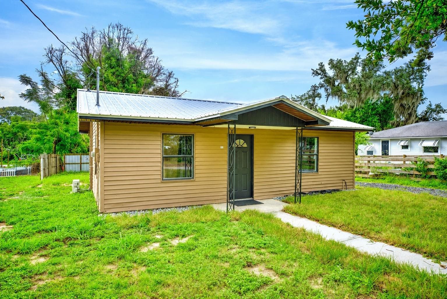 Single Family Residence at 131 WIGGINS AVE, AVON PARK, photo 24 of 30