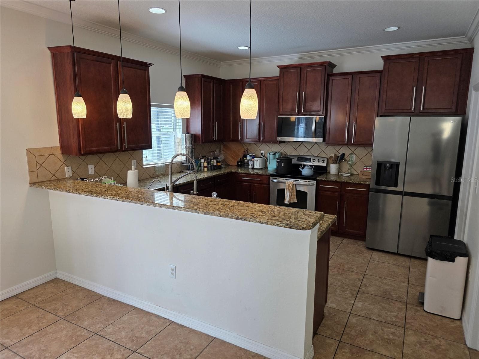 Kitchen Appliances included - 2623 HOLLY BLUFF CT, PLANT CITY