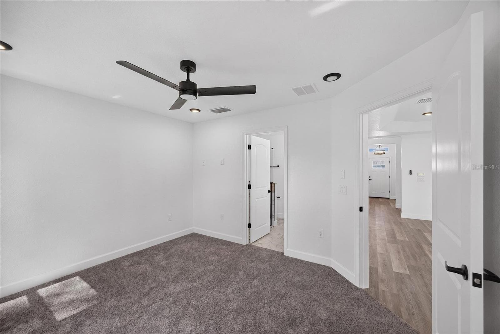Single Family Residence at 2225 MCCARTHY AVE, SANFORD, photo 9 of 47