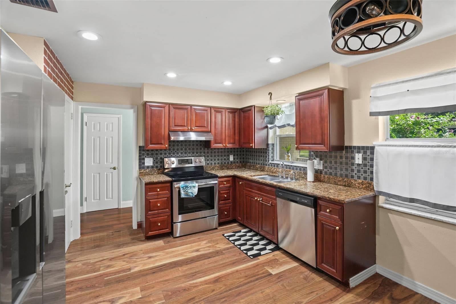 Single Family Residence at 1564 SANTA MONICA DR, DUNEDIN, photo 6 of 34