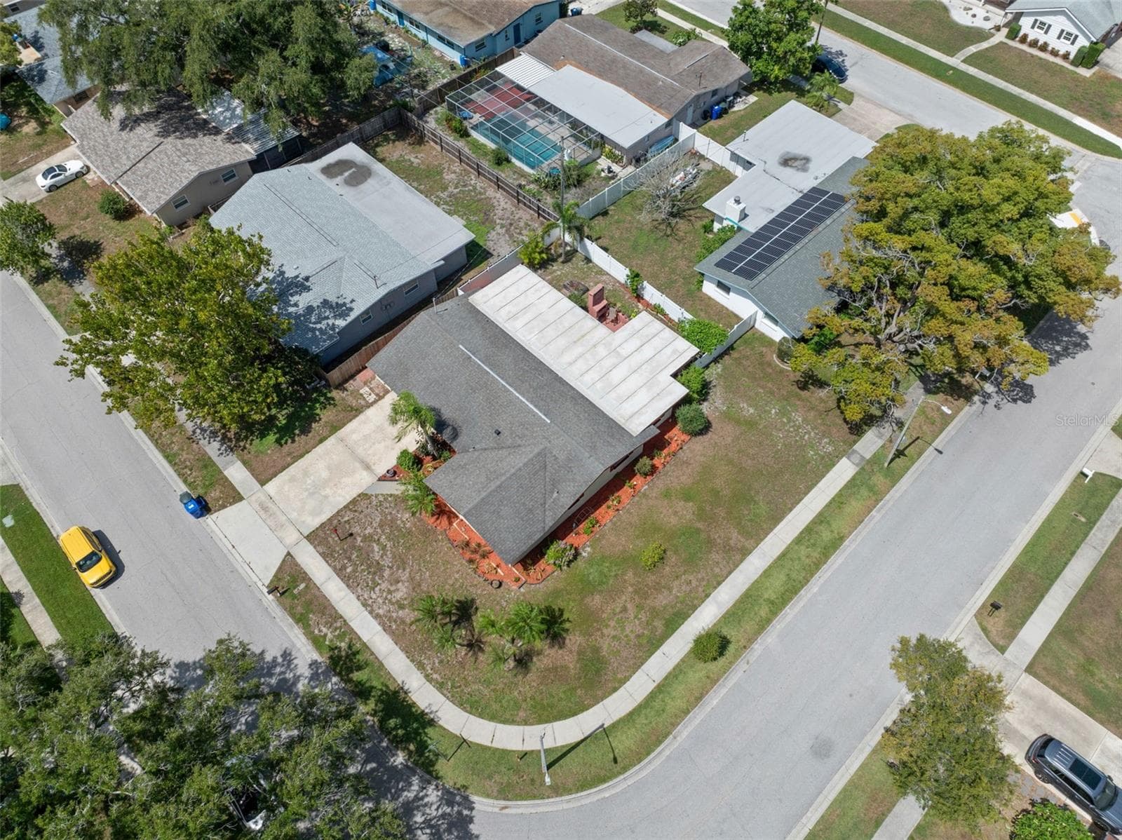 Single Family Residence at 1564 SANTA MONICA DR, DUNEDIN, photo 29 of 34