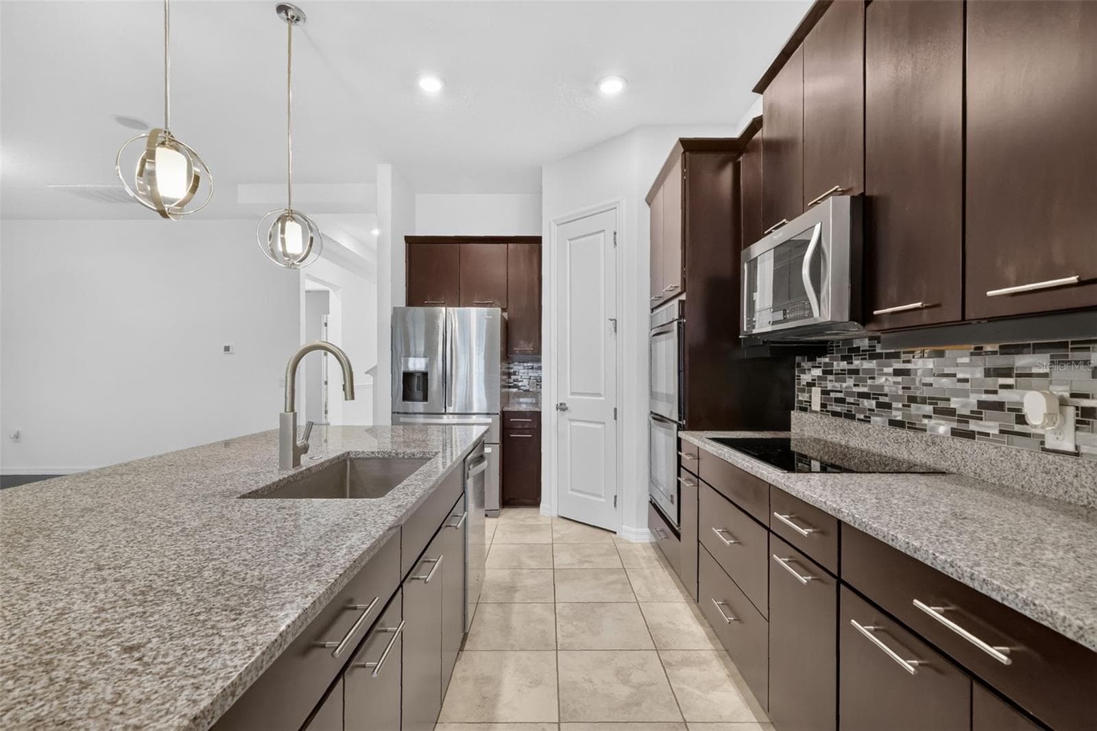 Single Family Residence at 14681 SETON CREEK BLVD, WINTER GARDEN, photo 12 of 48