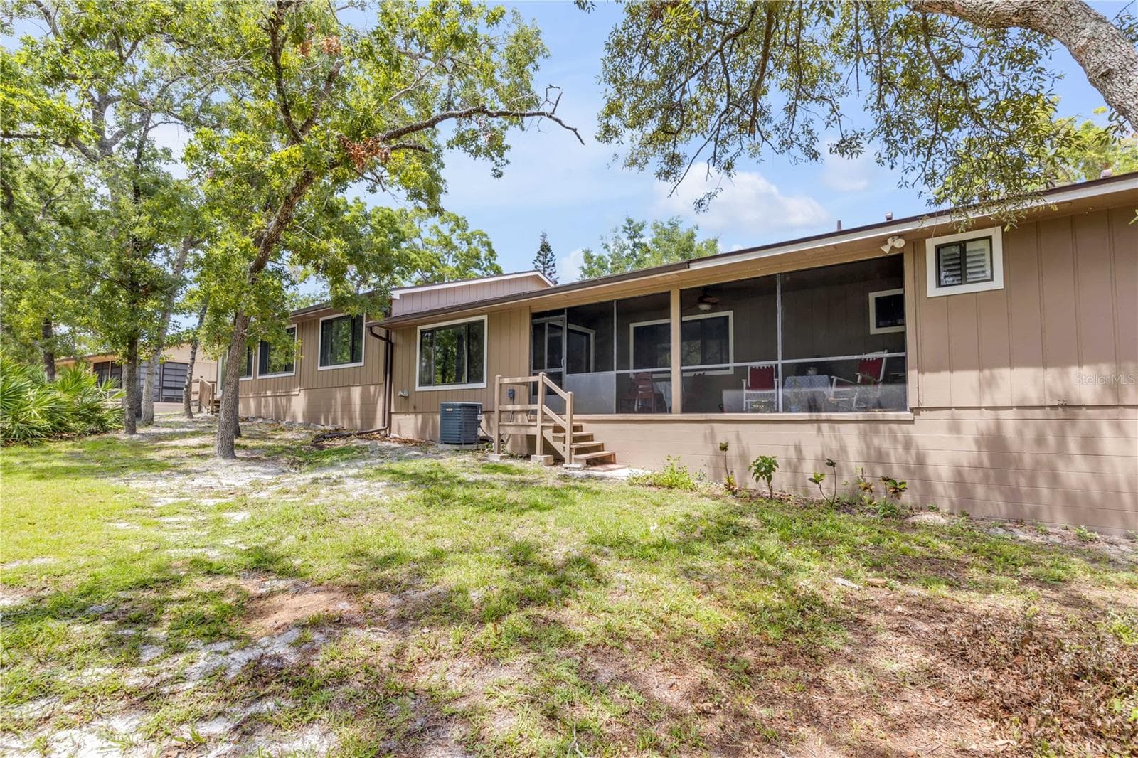 Single Family Residence at 49 CROOKED PINE RD, PORT ORANGE, photo 37 of 42