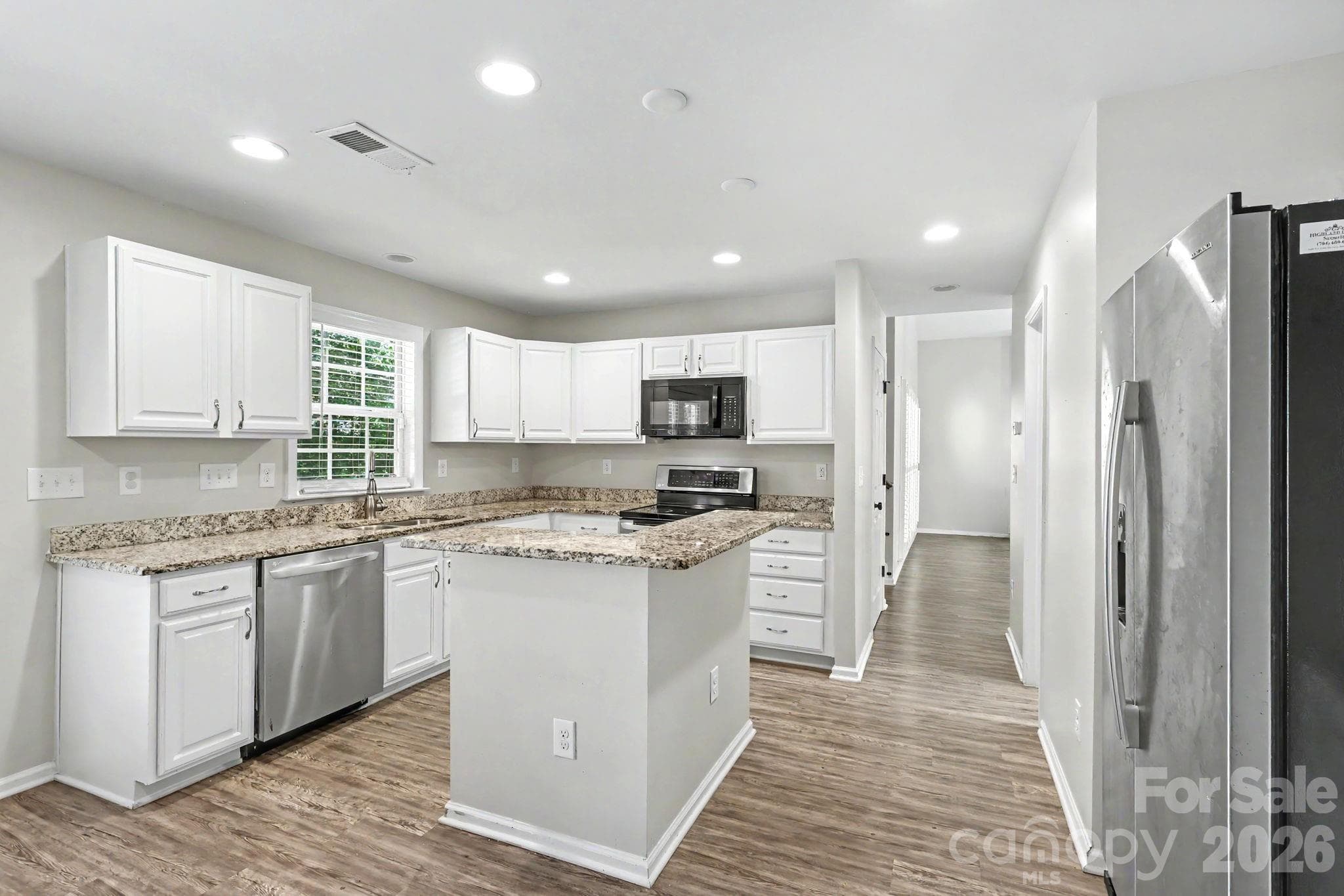 Single Family Residence at Charlotte, photo 12 of 37