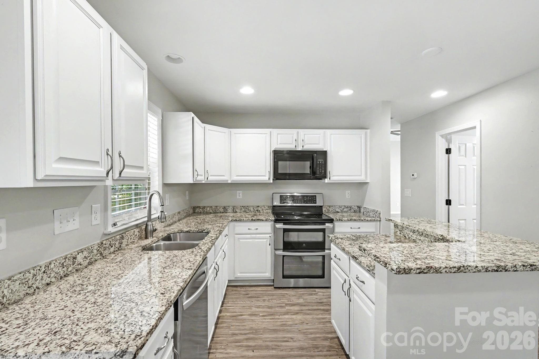 Single Family Residence at Charlotte, photo 15 of 37