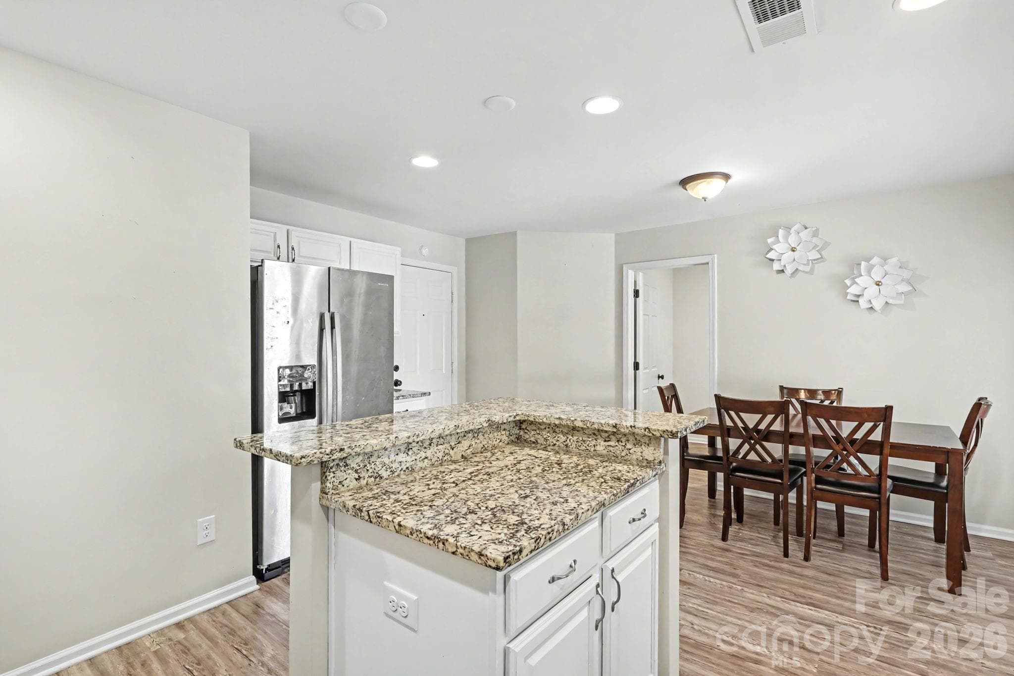 Single Family Residence at Charlotte, photo 16 of 37
