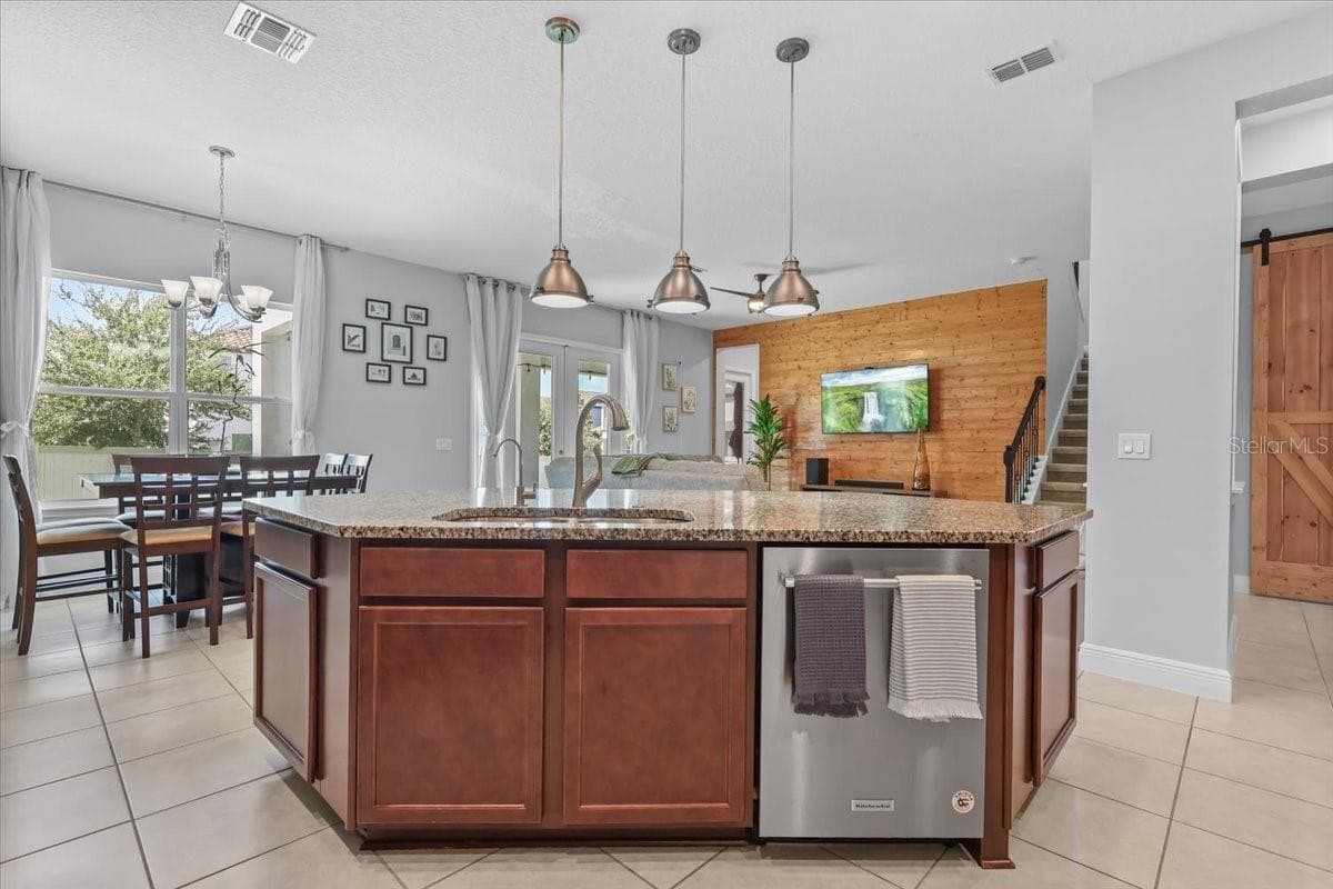 Single Family Residence at 9953 SUMMERLAKE GROVES ST, WINTER GARDEN, photo 24 of 85