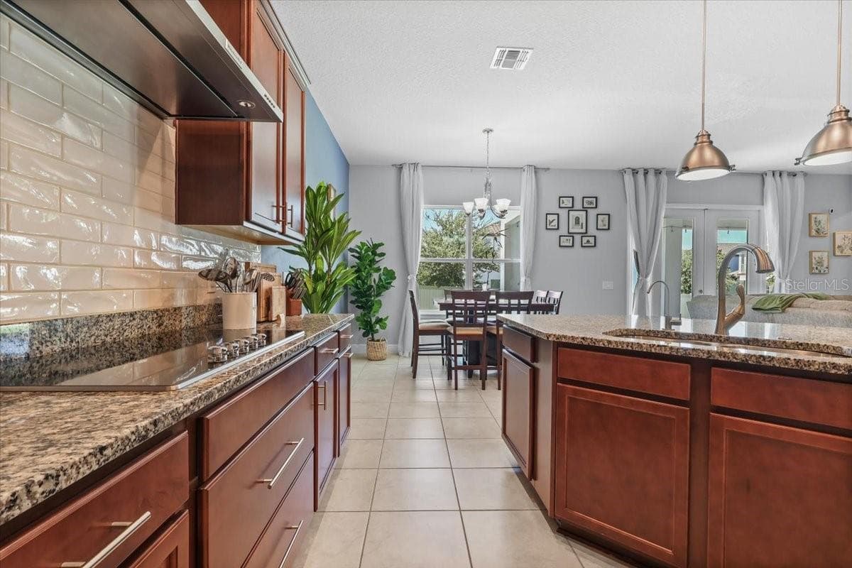 Single Family Residence at 9953 SUMMERLAKE GROVES ST, WINTER GARDEN, photo 25 of 85