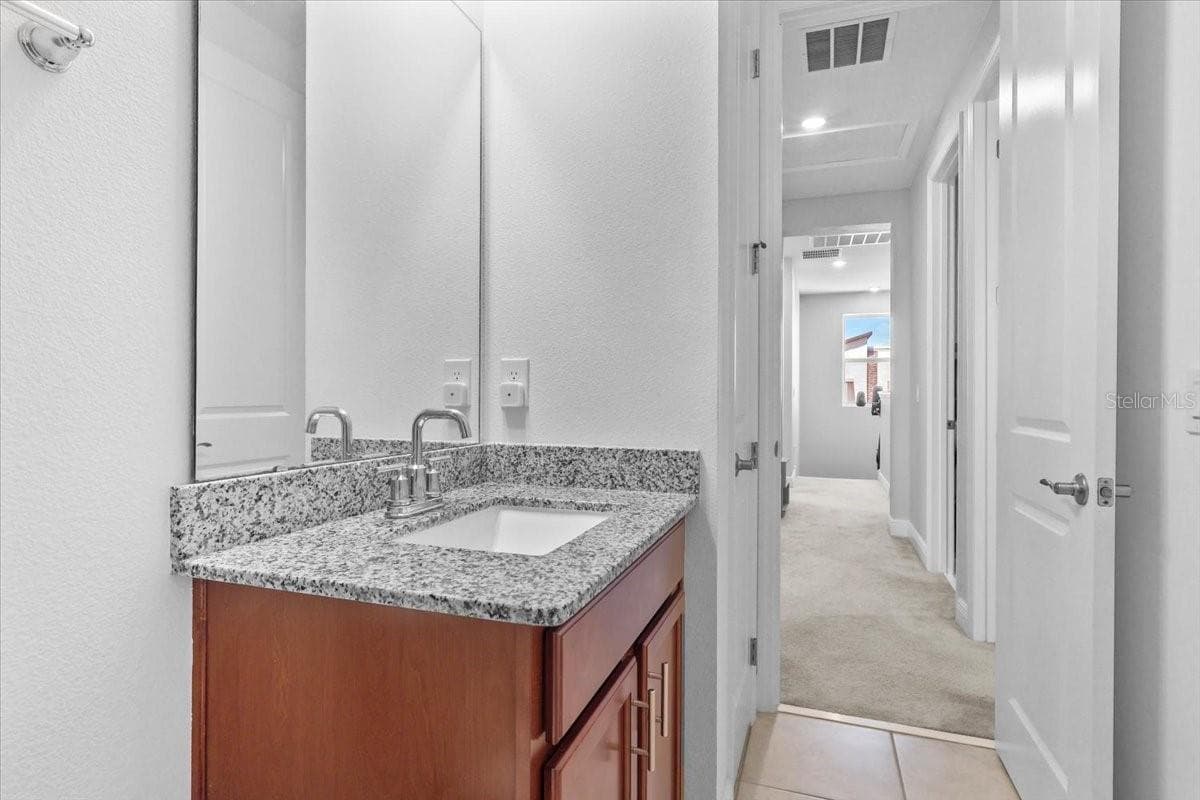 Single Family Residence at 9953 SUMMERLAKE GROVES ST, WINTER GARDEN, photo 39 of 85