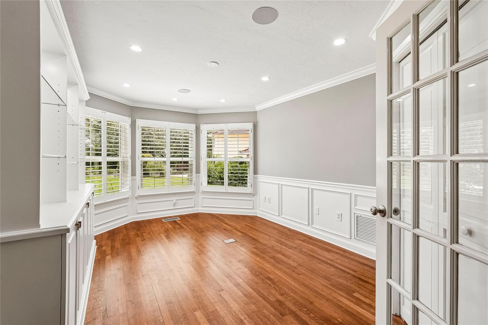 Single Family Residence at 1675 LANDINGS LN, SARASOTA, photo 26 of 64