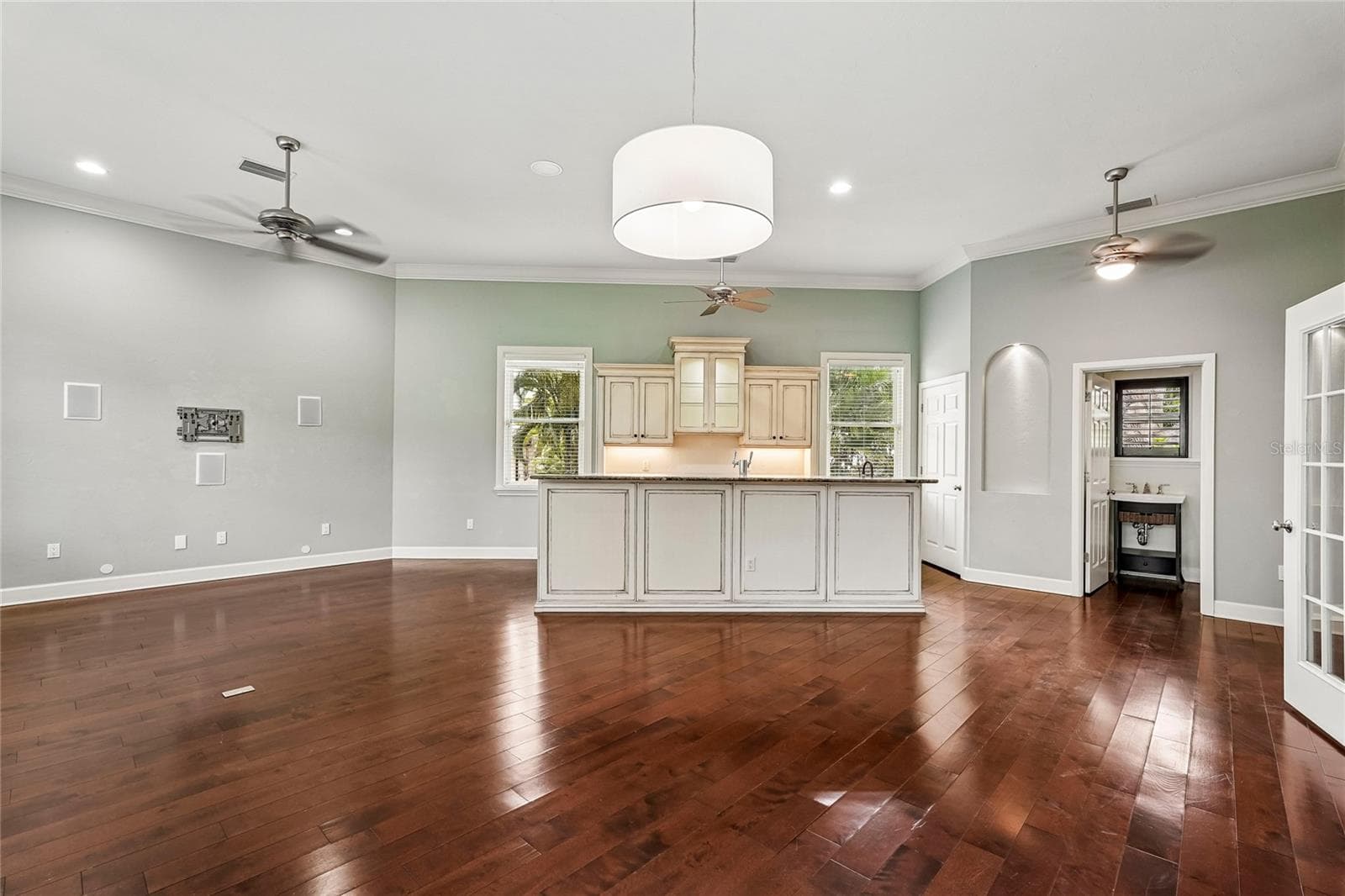 Single Family Residence at 1675 LANDINGS LN, SARASOTA, photo 46 of 64