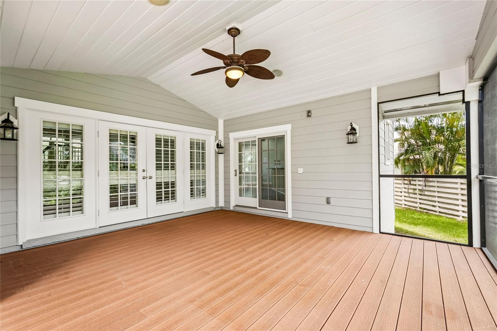 Single Family Residence at 1675 LANDINGS LN, SARASOTA, photo 54 of 64