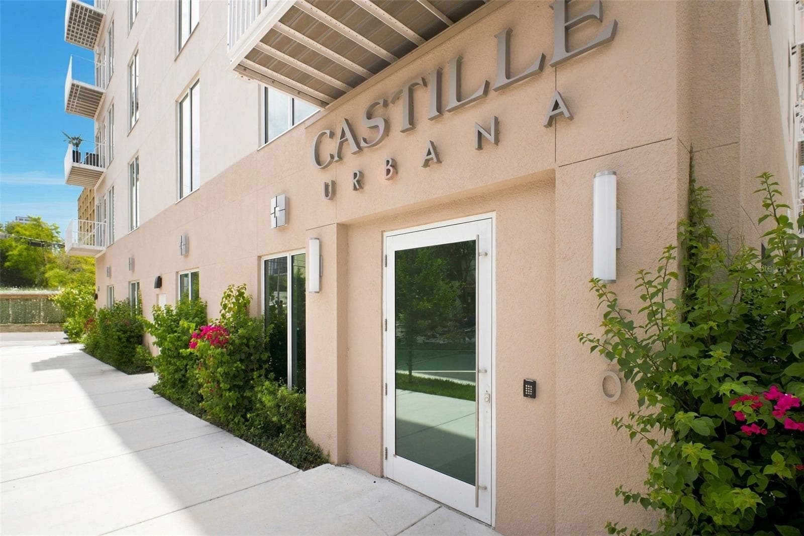 Condominium at 600 3RD AVE S #302, ST PETERSBURG, photo 2 of 52