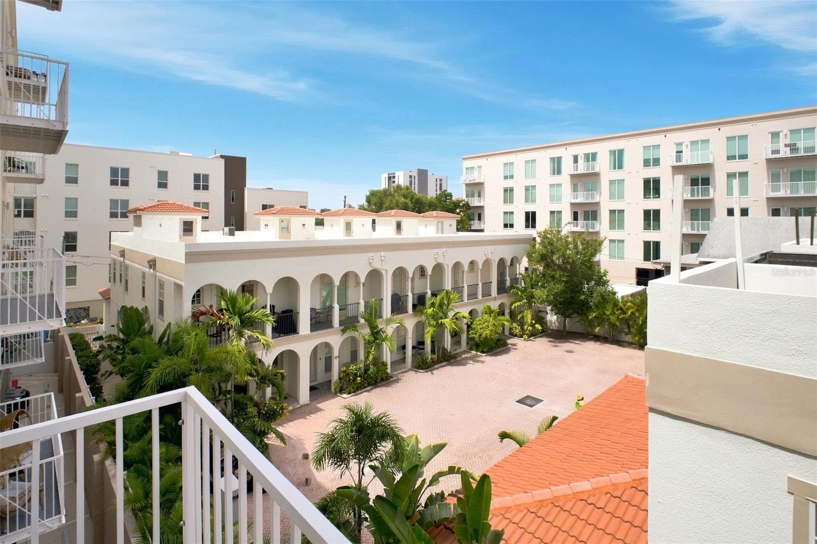 Condominium at 600 3RD AVE S #302, ST PETERSBURG, photo 15 of 52