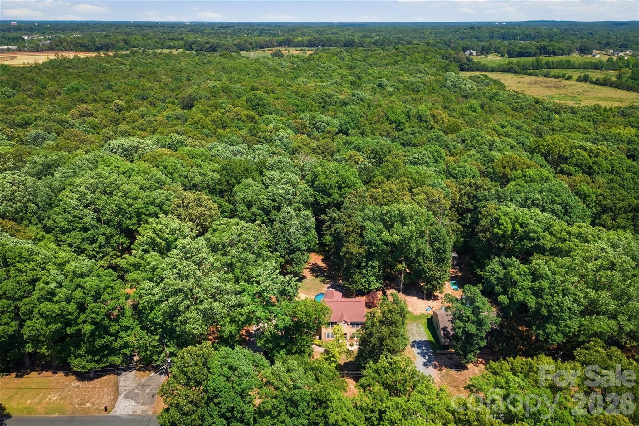 Single Family Residence at 802 White Oaks Circle, Monroe, photo 28 of 47