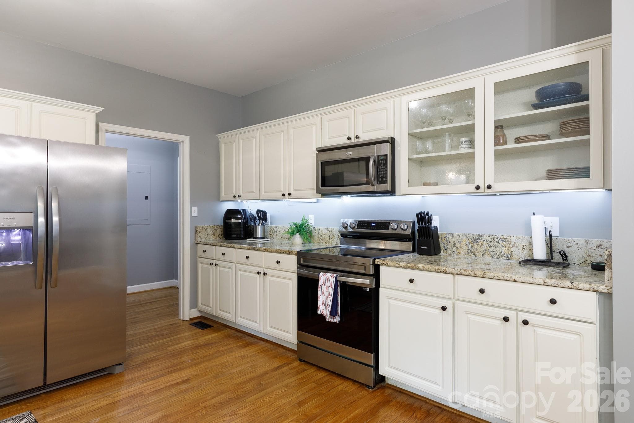 Single Family Residence at 201 Wessex Way, Fort Mill, photo 12 of 43