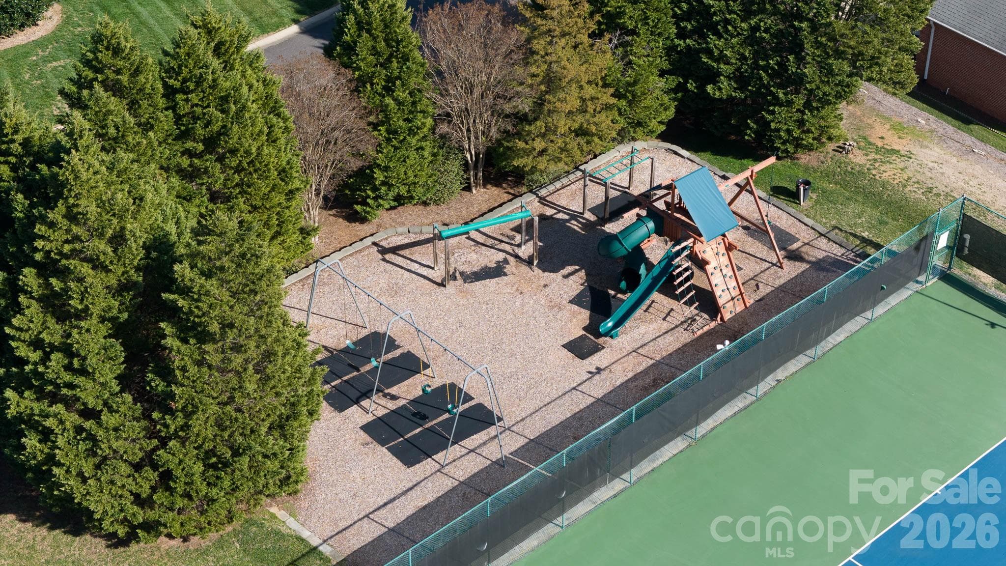 Single Family Residence at 201 Wessex Way, Fort Mill, photo 39 of 43