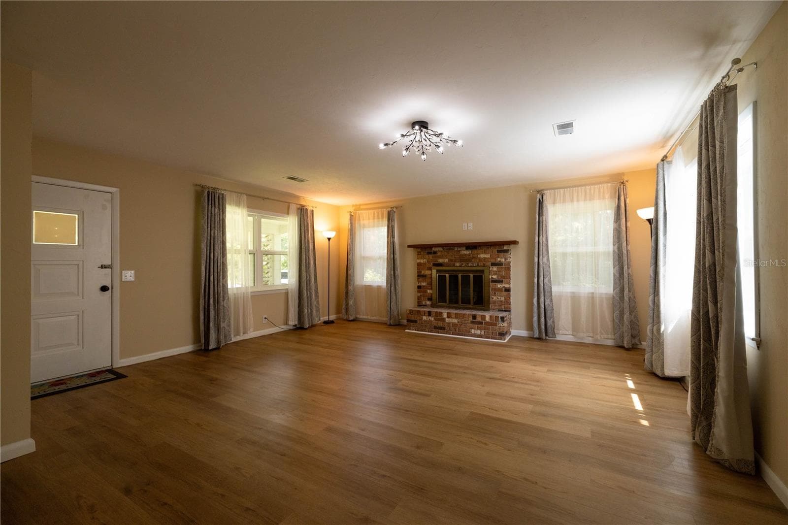 Single Family Residence at 298 N COURT ST, BRONSON, photo 2 of 23