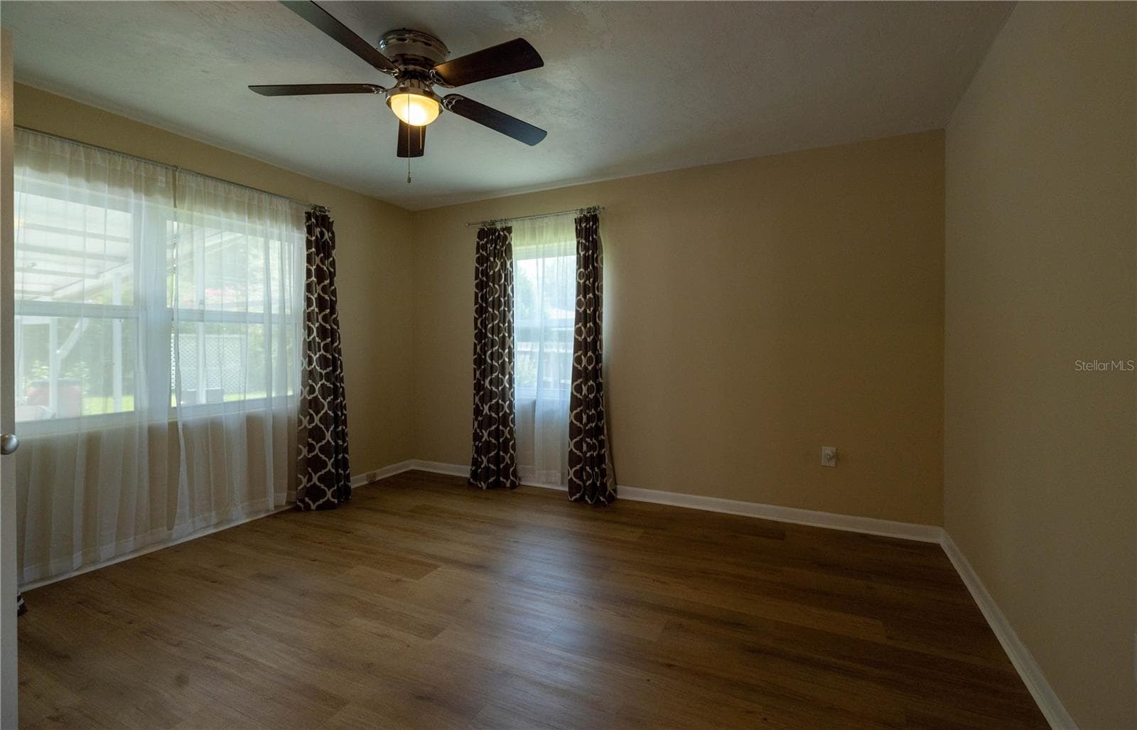 Single Family Residence at 298 N COURT ST, BRONSON, photo 11 of 23