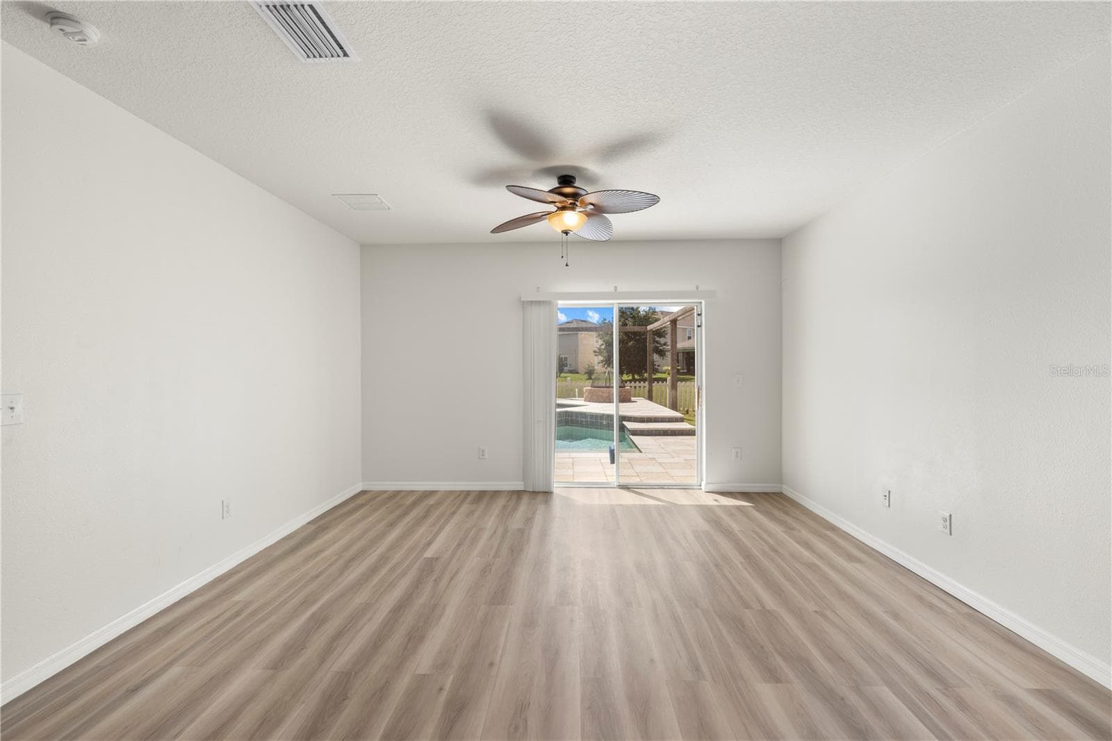 Single Family Residence at 7789 TUSCAN BAY CIR, WESLEY CHAPEL, photo 11 of 74