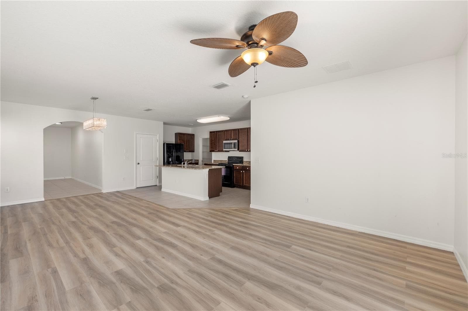 Single Family Residence at 7789 TUSCAN BAY CIR, WESLEY CHAPEL, photo 12 of 74