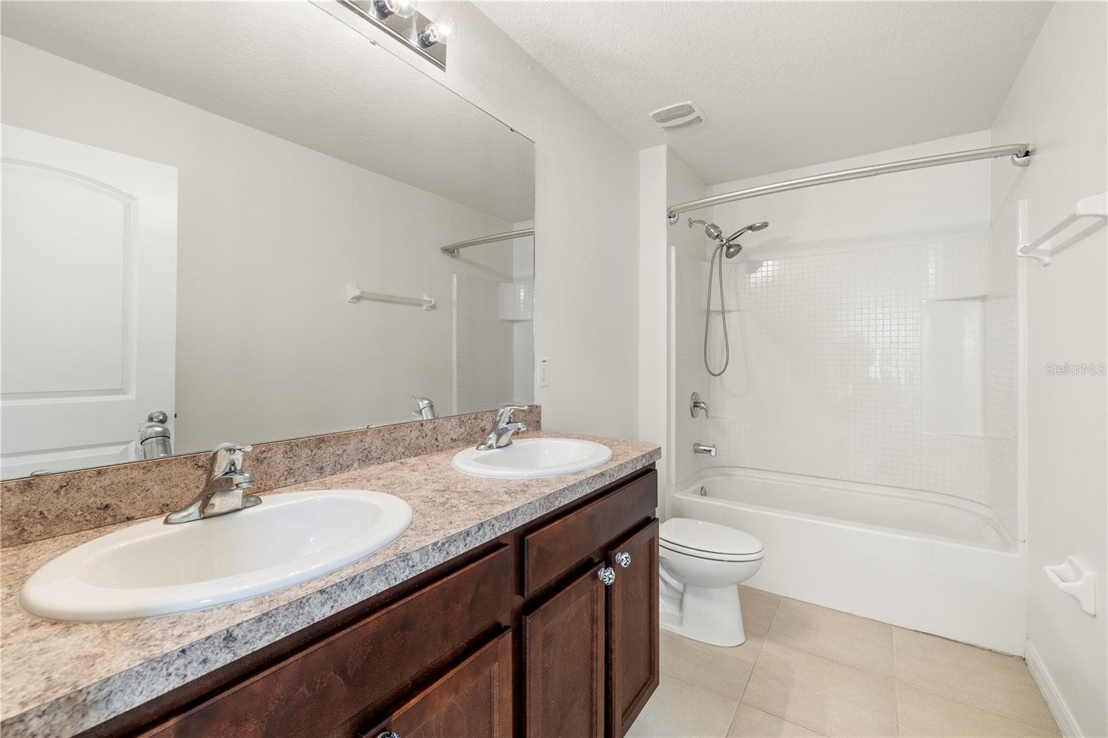 Single Family Residence at 7789 TUSCAN BAY CIR, WESLEY CHAPEL, photo 41 of 74