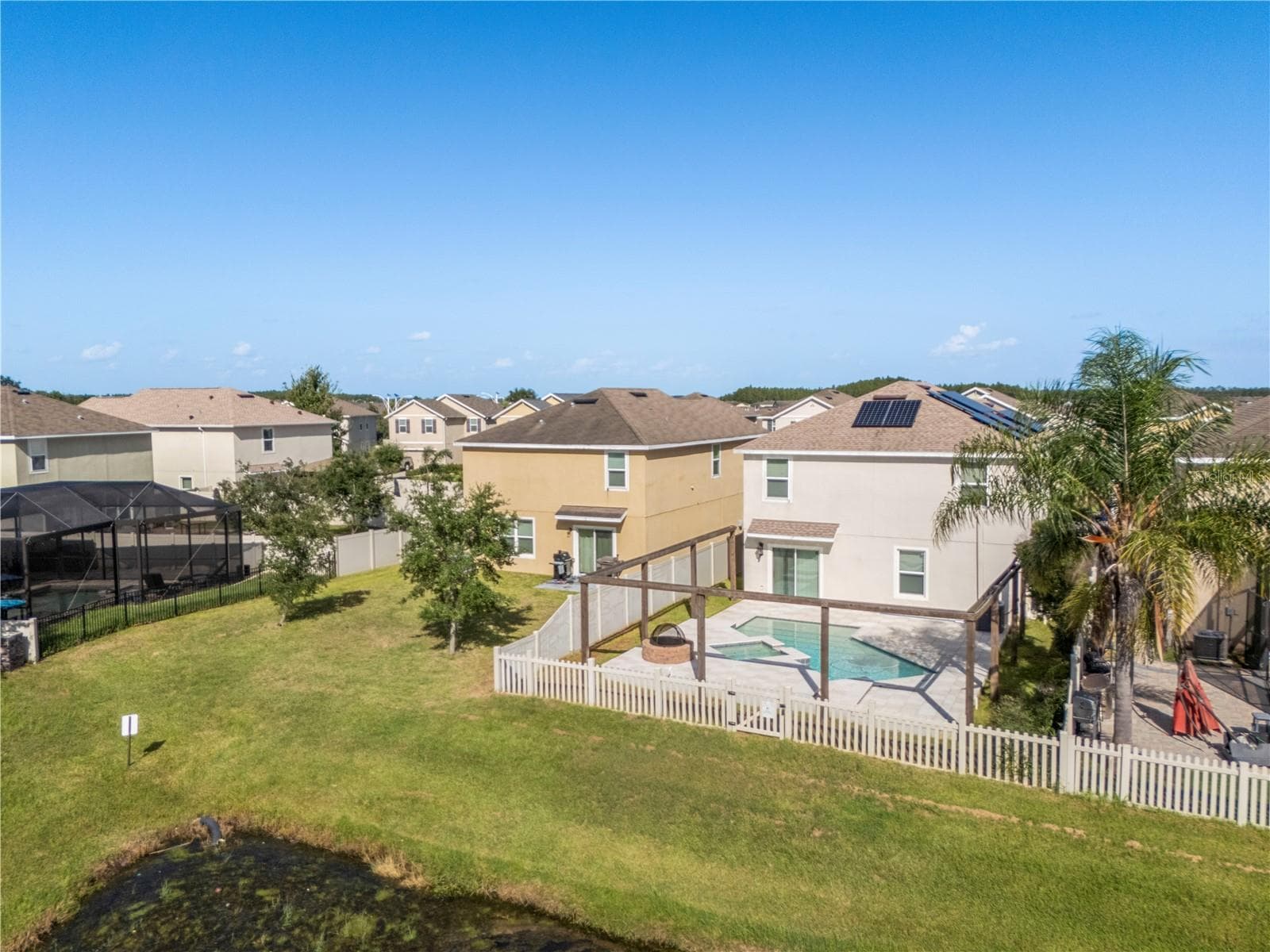 Single Family Residence at 7789 TUSCAN BAY CIR, WESLEY CHAPEL, photo 56 of 74