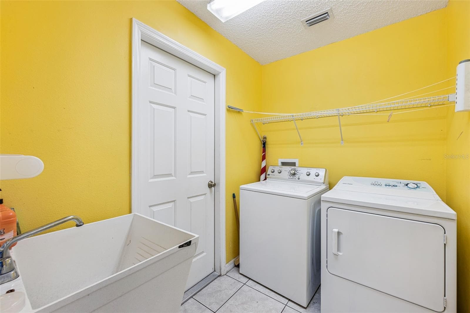 Single Family Residence at 2270 CARSON LN, DELTONA, photo 17 of 20