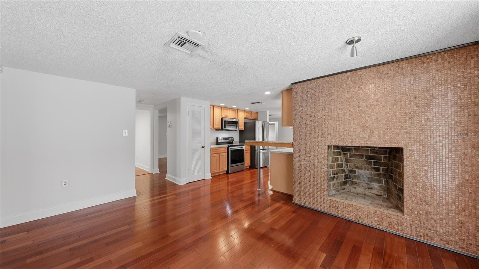 Single Family Residence at 2220 DOUD ST, SARASOTA, photo 12 of 55