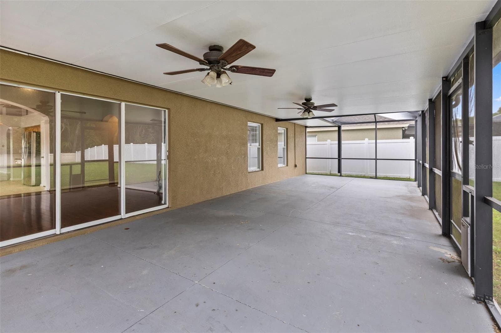 Huge Screened Lanai - 5417 ALGERINE PL, WESLEY CHAPEL