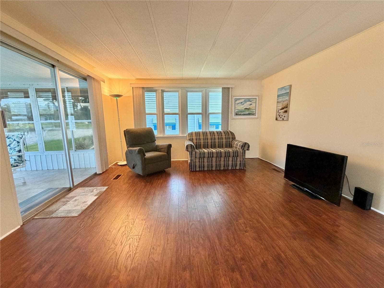 Mobile Home at 119 AUDUBON DR, LEESBURG, photo 15 of 58