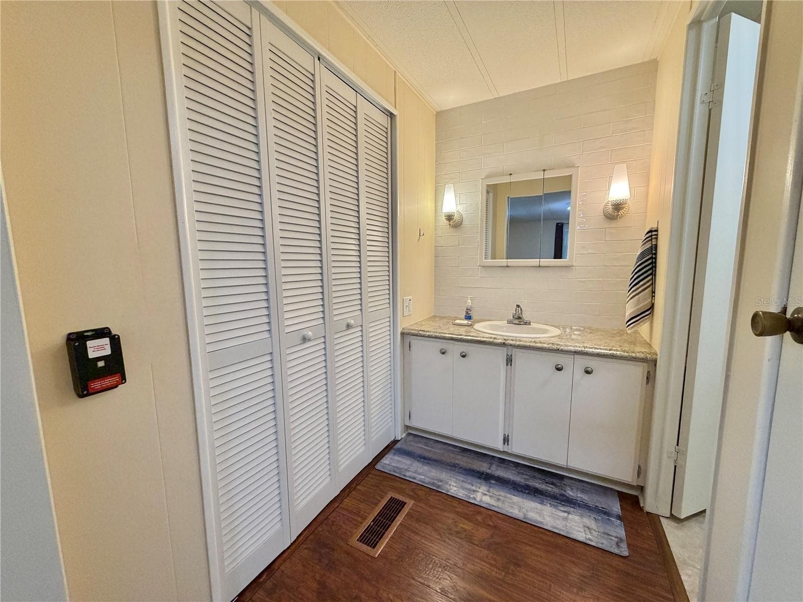Mobile Home at 119 AUDUBON DR, LEESBURG, photo 44 of 58