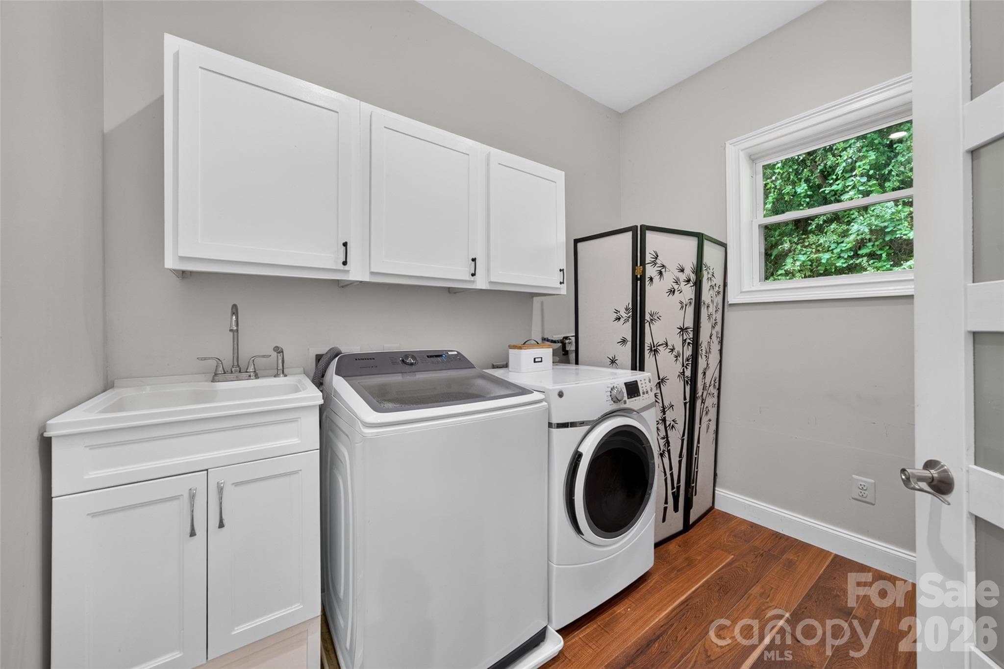 laundry room off living room - 3882 New Leicester Highway, Leicester