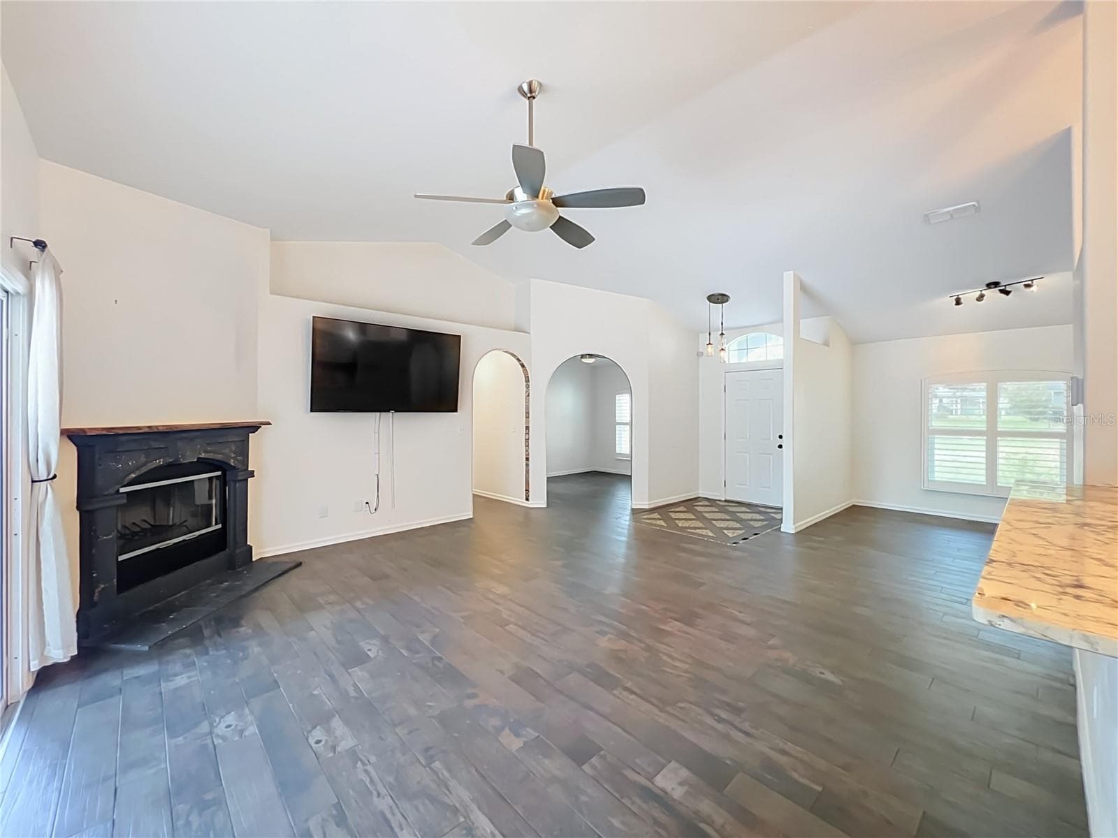 Single Family Residence at 9418 MEADOW CREST LN, CLERMONT, photo 16 of 53