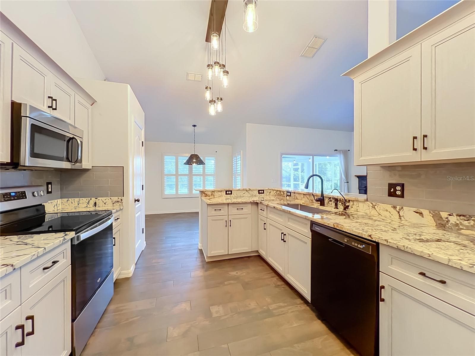 Single Family Residence at 9418 MEADOW CREST LN, CLERMONT, photo 21 of 53