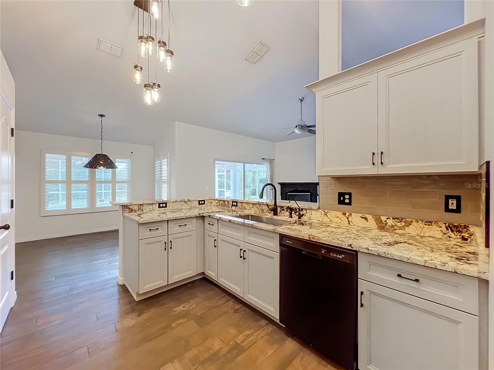 Single Family Residence at 9418 MEADOW CREST LN, CLERMONT, photo 22 of 53